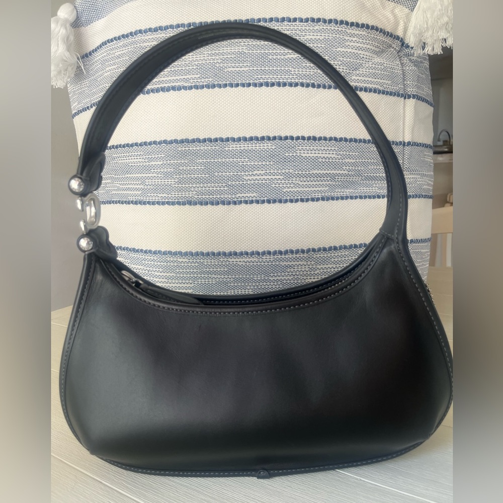 COACH Eve Medium Leather Shoulder Bag Black